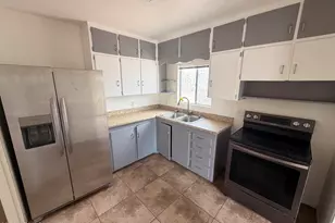 211 S Desoto St, Florence, AZ 85132 - Photo 5