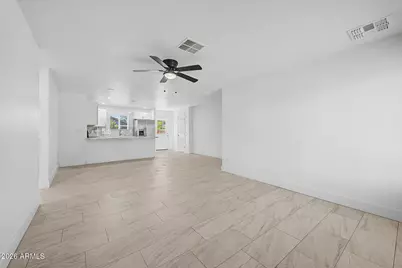 3253 W Port Au Prince Lane, Phoenix, AZ 85053 - Photo 5