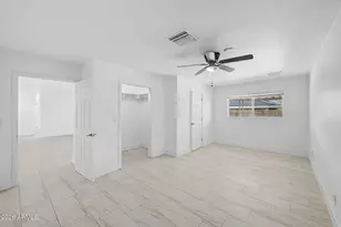 3253 W Port Au Prince Ln, Phoenix, AZ 85053 - Photo 9