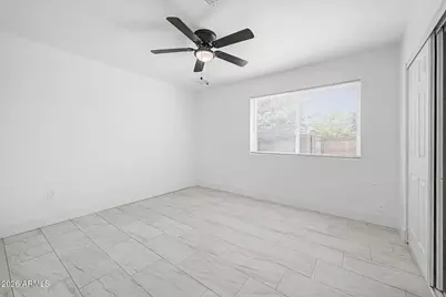 3253 W Port Au Prince Lane, Phoenix, AZ 85053 - Photo 19