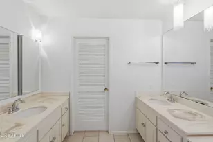 7238 E Joshua Tree Ln, Scottsdale, AZ 85250 - Photo 21