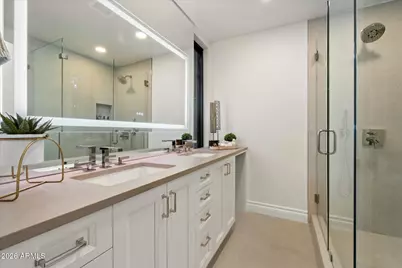 5642 N Scottsdale Road, Paradise Valley, AZ 85253 - Photo 23