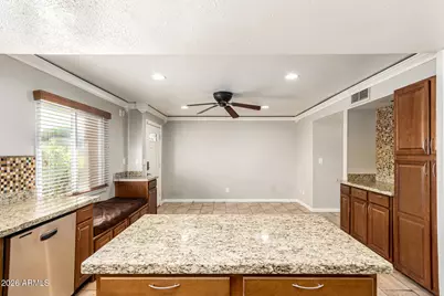 8564 E McDonald Drive, Scottsdale, AZ 85250 - Photo 7