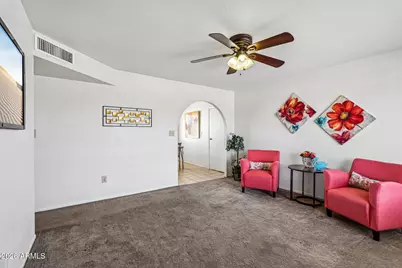 7109 W Ironwood Drive, Peoria, AZ 85345 - Photo 5