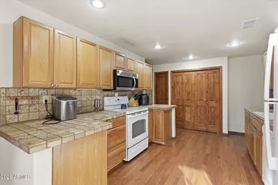 17265 Creekside Place, Munds Park, AZ 86017 - Photo 15