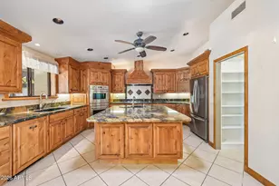 5040 E Shaw Butte Dr, Scottsdale, AZ 85254 - Photo 7