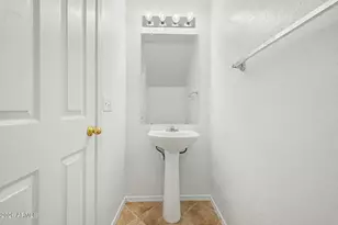 15940 W Crocus Dr, Surprise, AZ 85379 - Photo 17
