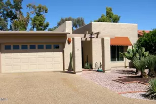 26621 S Lakemont Dr, Sun Lakes, AZ 85248 - Photo 1