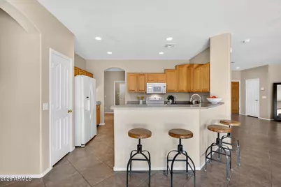 12845 W Indianola Avenue, Avondale, AZ 85392 - Photo 7