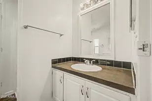 2140 East Michigan Ave, Phoenix, AZ 85022 - Photo 13