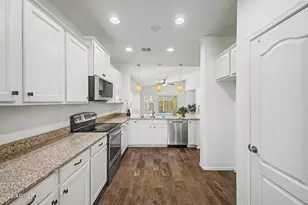 2694 E Runaway Bay Pl, Gilbert, AZ 85298 - Photo 15
