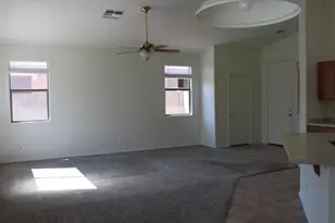 6081 S Topaz Pl, Chandler, AZ 85249 - Photo 7