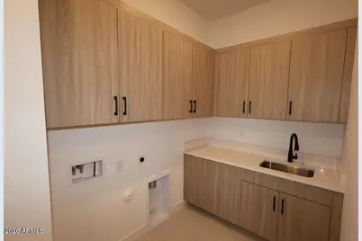 21648 W Devonshire Avenue, Buckeye, AZ 85396 - Photo 5