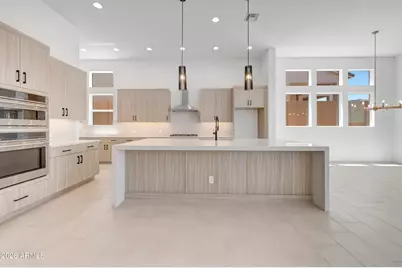 21648 W Devonshire Avenue, Buckeye, AZ 85396 - Photo 9