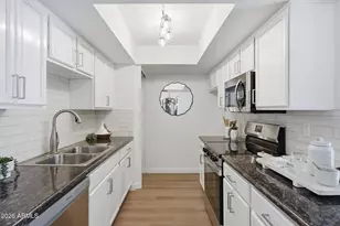 740 W Elm St, Phoenix, AZ 85013 - Photo 11