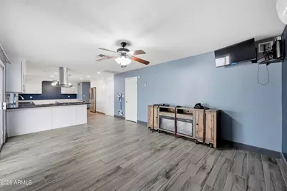 12039 N 60th Avenue, Glendale, AZ 85304 - Photo 11