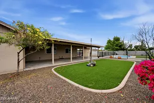 12039 N 60th Ave, Glendale, AZ 85304 - Photo 27