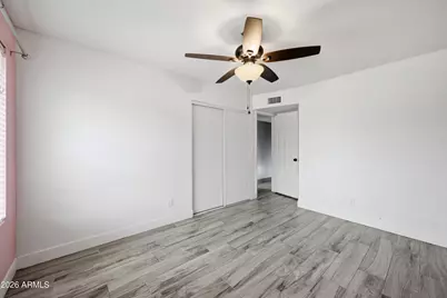 12039 N 60th Avenue, Glendale, AZ 85304 - Photo 17