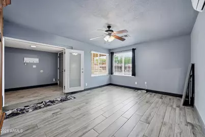 12039 N 60th Avenue, Glendale, AZ 85304 - Photo 5