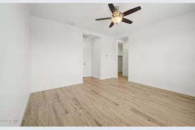 7019 S 13th Way, Phoenix, AZ 85042 - Photo 17