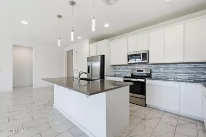 21823 N Daniel Drive, Maricopa, AZ 85138 - Photo 9