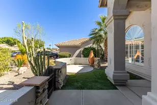 7247 W Los Gatos Dr, Glendale, AZ 85310 - Photo 7
