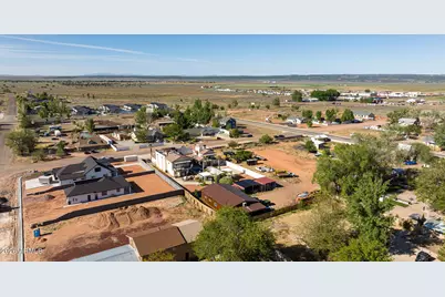 340 W Garden Avenue, Colorado City, AZ 86021 - Photo 5