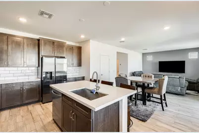 17056 W Red Bird Road, Surprise, AZ 85387 - Photo 3
