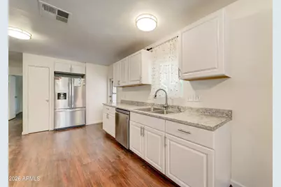 3448 E Beverly Lane, Phoenix, AZ 85032 - Photo 3