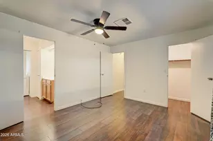 3448 E Beverly Ln, Phoenix, AZ 85032 - Photo 11