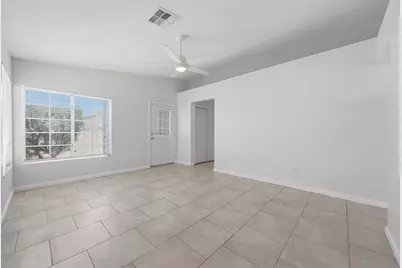 3817 W Camino Real, Glendale, AZ 85310 - Photo 9
