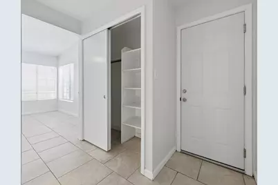 3817 W Camino Real, Glendale, AZ 85310 - Photo 11