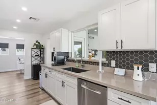 4845 E Fairmount Ave, Phoenix, AZ 85018 - Photo 13