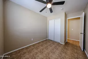 1638 S 5th St, Phoenix, AZ 85004 - Photo 11