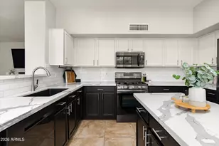 2138 E Electra Ln, Phoenix, AZ 85024 - Photo 13