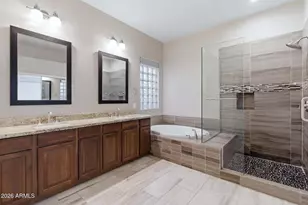 5571 E Via Montoya Dr, Phoenix, AZ 85054 - Photo 13