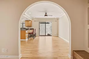 6139 N 12th Wy, Phoenix, AZ 85014 - Photo 13