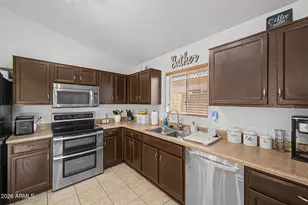 11321 W Pinehollow Dr, Surprise, AZ 85378 - Photo 7