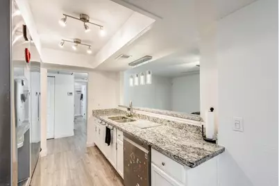 5352 W Port Au Prince Lane, Glendale, AZ 85306 - Photo 17