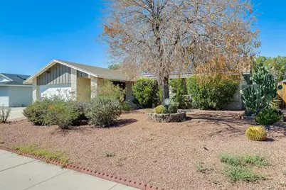 5352 W Port Au Prince Lane, Glendale, AZ 85306 - Photo 3