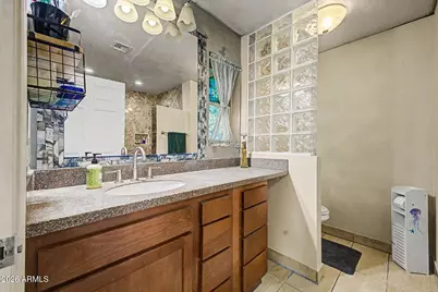 717 W Georgia Avenue, Phoenix, AZ 85013 - Photo 17