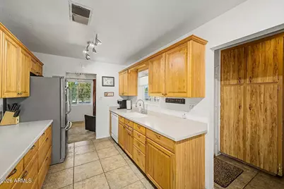 717 W Georgia Avenue, Phoenix, AZ 85013 - Photo 13