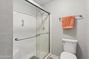 5836 W Winchcomb Dr, Glendale, AZ 85306 - Photo 25