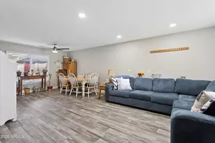 5836 W Winchcomb Dr, Glendale, AZ 85306 - Photo 5