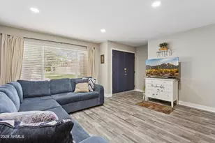 5836 W Winchcomb Dr, Glendale, AZ 85306 - Photo 7