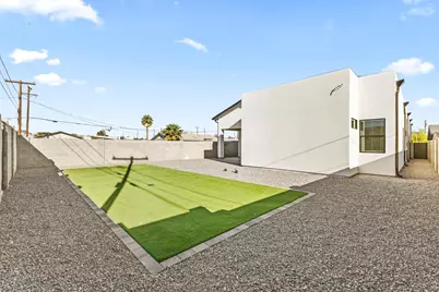 2009 E Don Carlos Avenue, Tempe, AZ 85281 - Photo 87