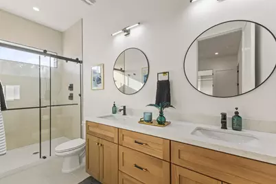 2009 E Don Carlos Avenue, Tempe, AZ 85281 - Photo 71