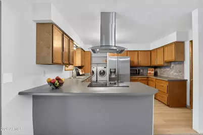 701 S Clearview Avenue, Mesa, AZ 85208 - Photo 9