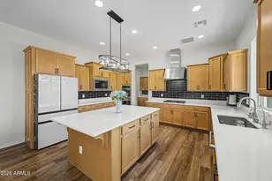 8730 W Vista Ave, Glendale, AZ 85305 - Photo 17