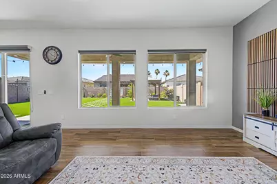 8730 W Vista Avenue, Glendale, AZ 85305 - Photo 11